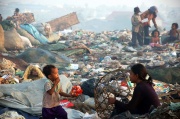 Cambodia - trash mountain 11